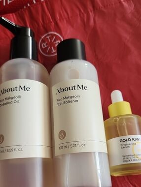 About Me Rice Makgeolli Skin Softener & Cleansing Oil with Gold Kiwi Serum